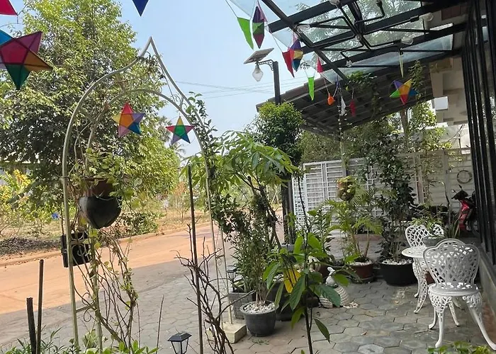 Rocky Cafe & Mini Hotel Siem Reap