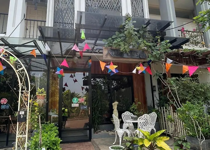 Rocky Cafe & Mini Hotel Siem Reap