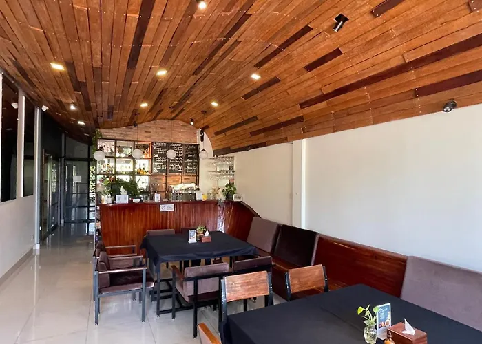 Rocky Cafe & Mini Hotel Siem Reap
