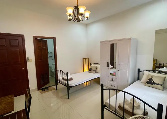 Rocky Cafe & Mini Hotel Siem Reap